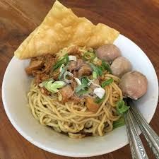 MIE DOBEN BONITA (Ayam, Bakso, Pangsit Goreng, Keripik)