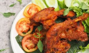 Lalapam Ayam Bakar/Goreng-Grilled
