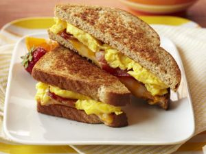 toasted bacon egg and cheese sandwich