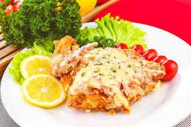 Ayam Geprek Mozzarella cheese & Telur ( chicken ,mozzarella ,egg,rice,& soup ) 