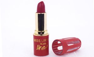 MISS LIRENN MATTE LIPSTICK MAROON COLOR