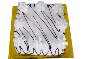 White  Rose Fresh cake 6 inches 