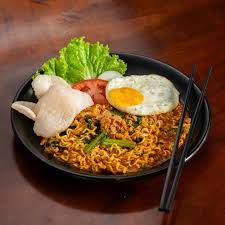 28. Indomie Goreng Telur
