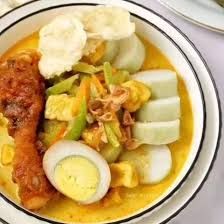 31. Lontong Sayur (Telur)