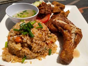 Ayam Goreng 