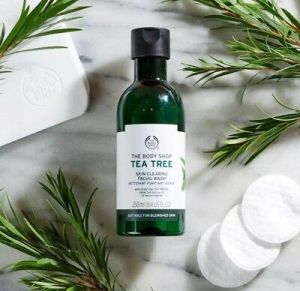 The Body Shop Facial Wash Tea Tree