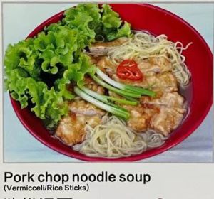 pork chop noodle soup 猪扒汤面			