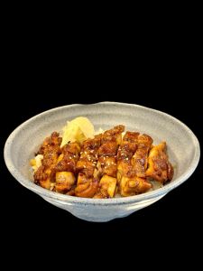 スペシャルチキン照り焼き丼 SPECIAL CHICKEN
