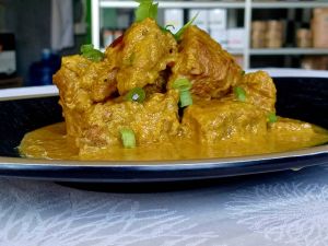 Beef Curry (Uma saudavel Restaurant)