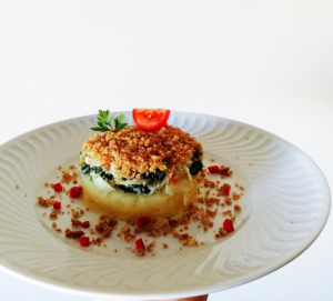 Timbale: Pescada no forno com  espinafres, broa e puré de grão "Wednesday 5th April"