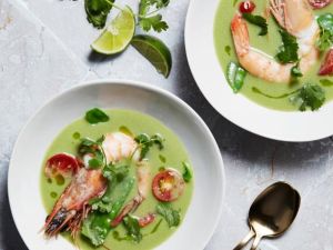 38. Kaeng Klew - Whan Ta - Le (Green Curry seafood)