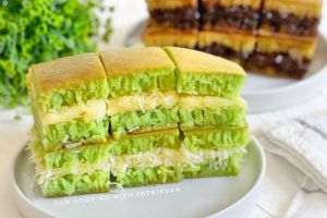 Teran Bulan rasa Pandan / Pandan Moon Cake Flavor (CHOOSE ONLY 2 TOPINGS)