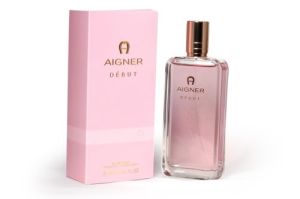 Aigner Debut