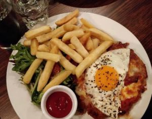 Aussie Bacon,egg and beetroot