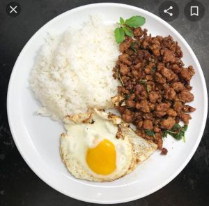 Pad Kaprao (Pork, Chicken, Seafood)