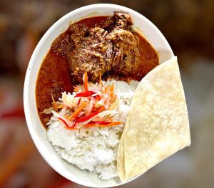 Beef rendang (castaway)
