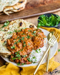 BUTTER CHICKEN & NAAN
