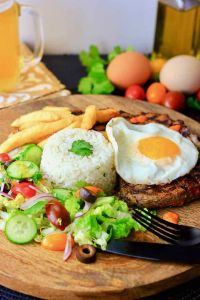 Bitoque "Sunday 23rd April"