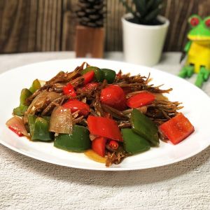 米线capsicum with oyster sauce 蚝油炒灯笼椒