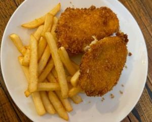 Beef or Chicken Schnitzel with two sides 