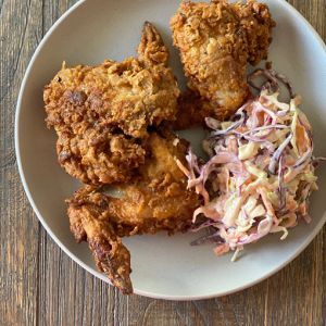 Chicken, coleslaw & gravy 