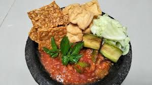M18 Lalapan Tahu Tempe