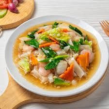 KWETIAUW SIRAM SEAFOOD/ BEEF