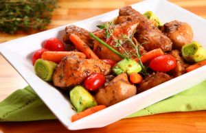 Assado de Frango, Batatas e  Vegetais "Monday 17th April"