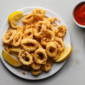 Deep fried calamari 油炸鱿鱼