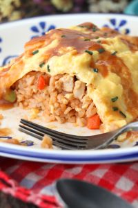 B15 旋风蛋炸鸡排饭   Omellette with Fried Chicken Cutlet Rice (JOYFUL)