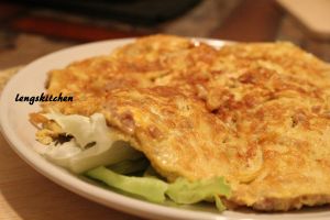  Minced meat omelette 肉翠煎蛋