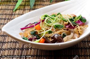 mixed vegetables with garlic 蒜片杂菜