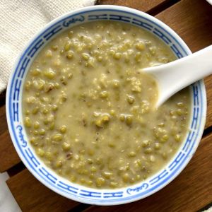 B10 Mung Bean Soup