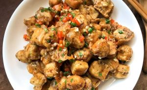 fried tofu with pepper 椒盐豆腐