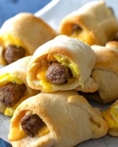 Donish sausage bread (Noco Baking)
