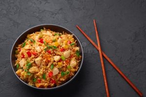 Chicken Sezwan rice (sauce & color)