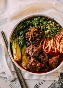 Soup noodles with beef