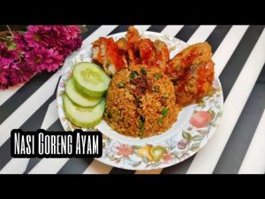 Nasi Goreng Ayam/Manu ( Indonesian fried Rice chicken)
