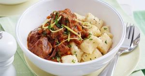 Ossobuco slow cooking with gnocchi (ossobuco slow cooking with Gnocchi)