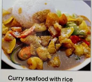 curry seafood with rice咖喱海鲜饭